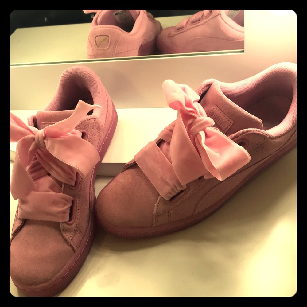 Puma bow sneakers
